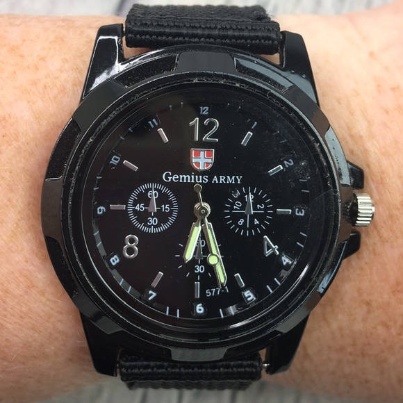 Gemius Army Other - Gemius Army black military watch working 5